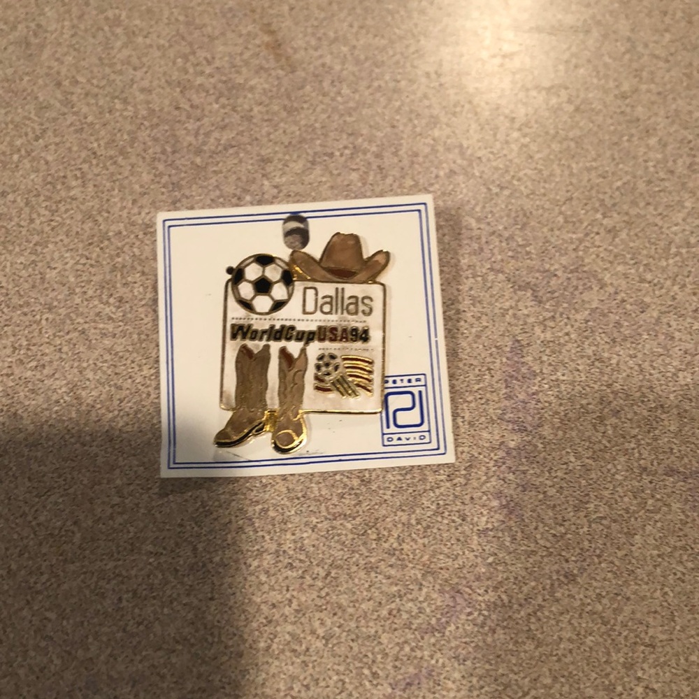 WORLD CUP ‘94 in USA DALLAS PIN - COLLECTORS ITEM.